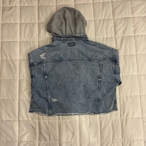 American Eagle Outfitters Blue Jean Jacket with Gray Hood - Picture 2 of 2